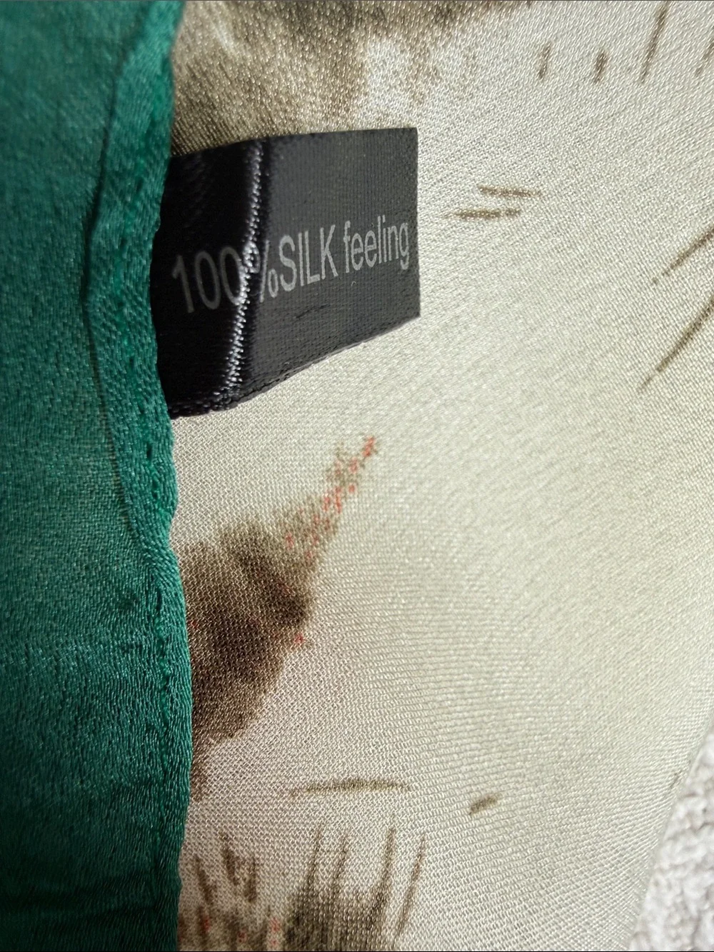 Novelty cat scarf green with black and white cat